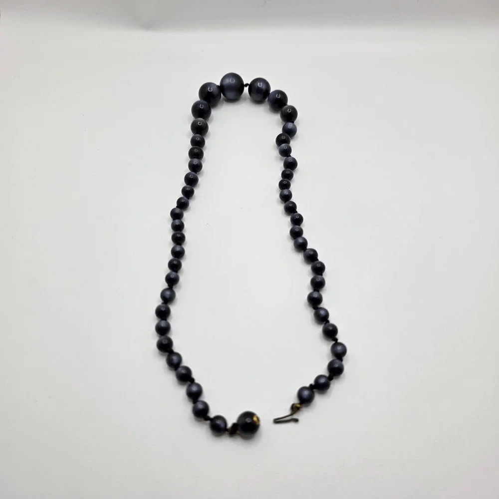 Vintage Moonglow Graduated Bead Necklace Navy Blue Black Knotted 16 Inch